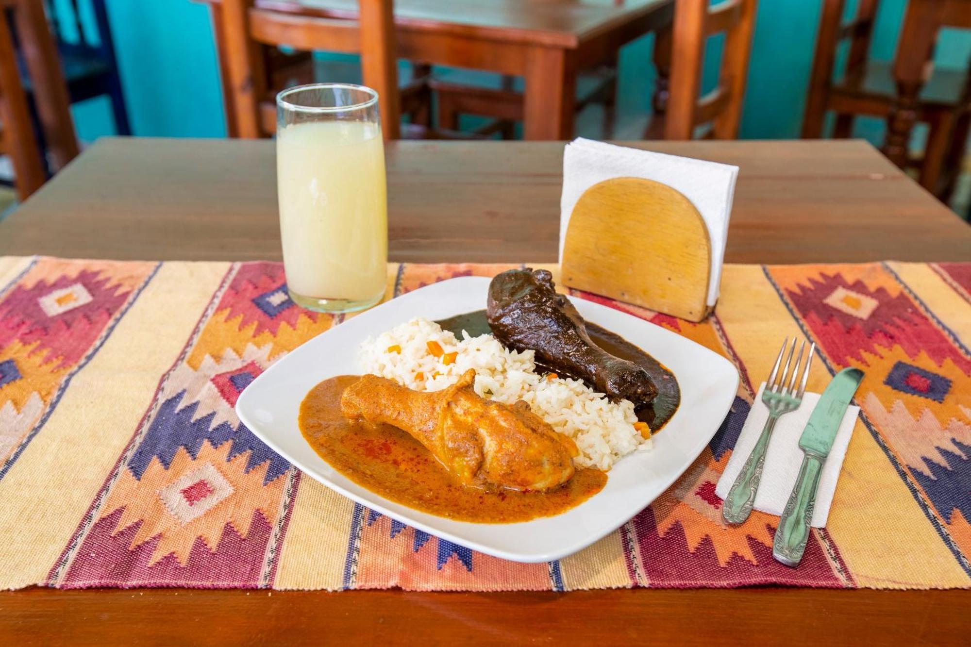 Oyo Hotel Y Restaurante Mitla, Oaxaca San Pablo Villa de Mitla Luaran gambar